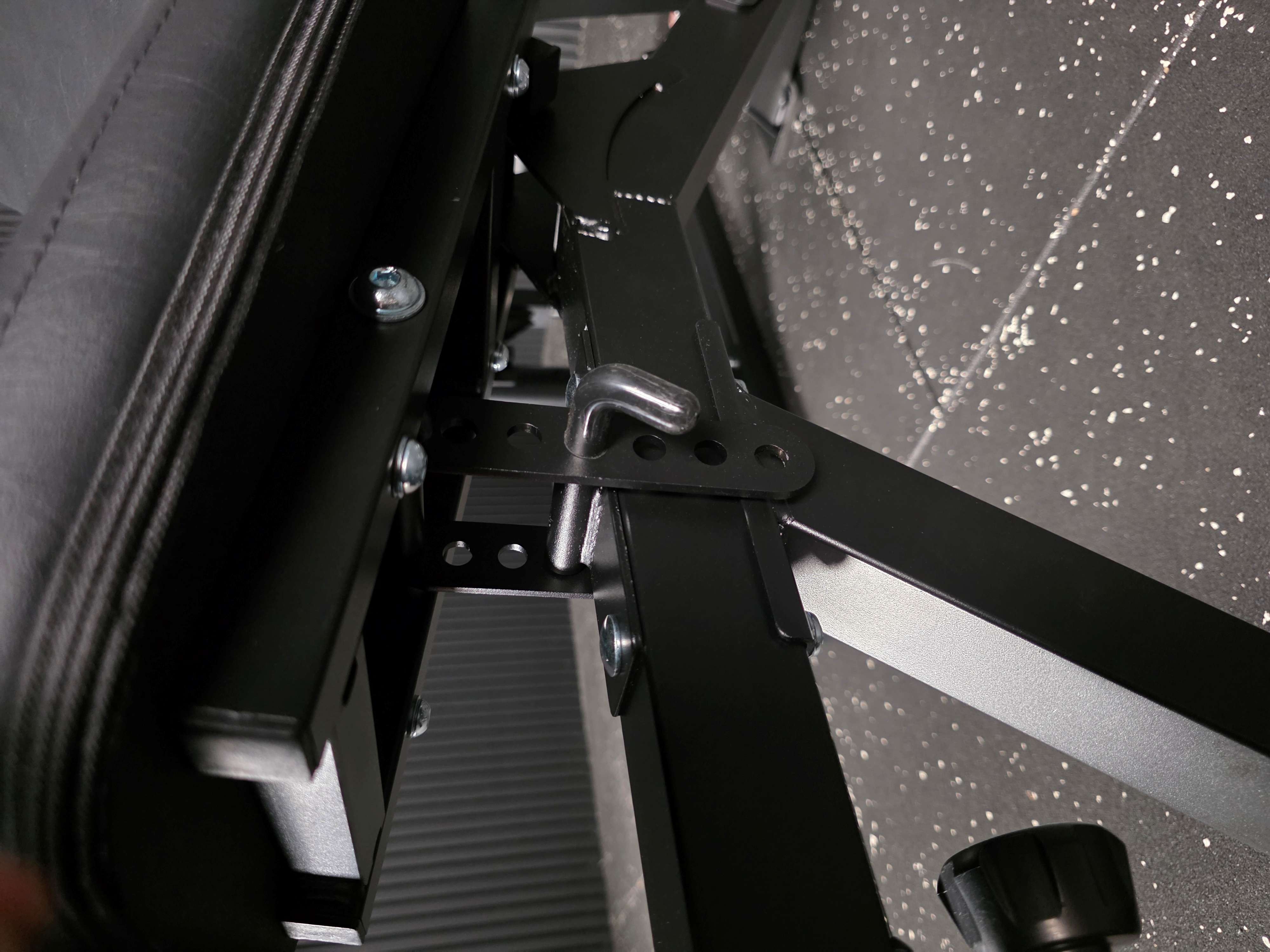Tri Power Kraftstation SQMIZE® ELITE CLUB R784 XTR Linear Edition