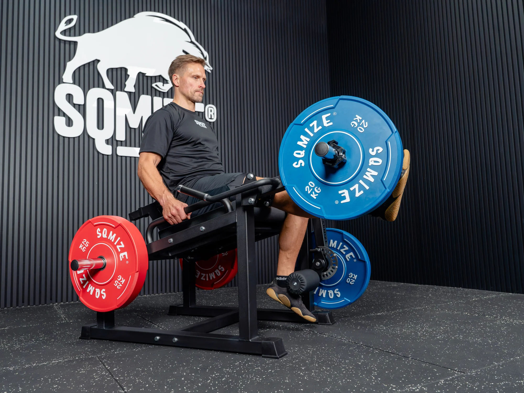 Iso-Laterale Leg Extension Station SQMIZE® POWER PACK LC9i