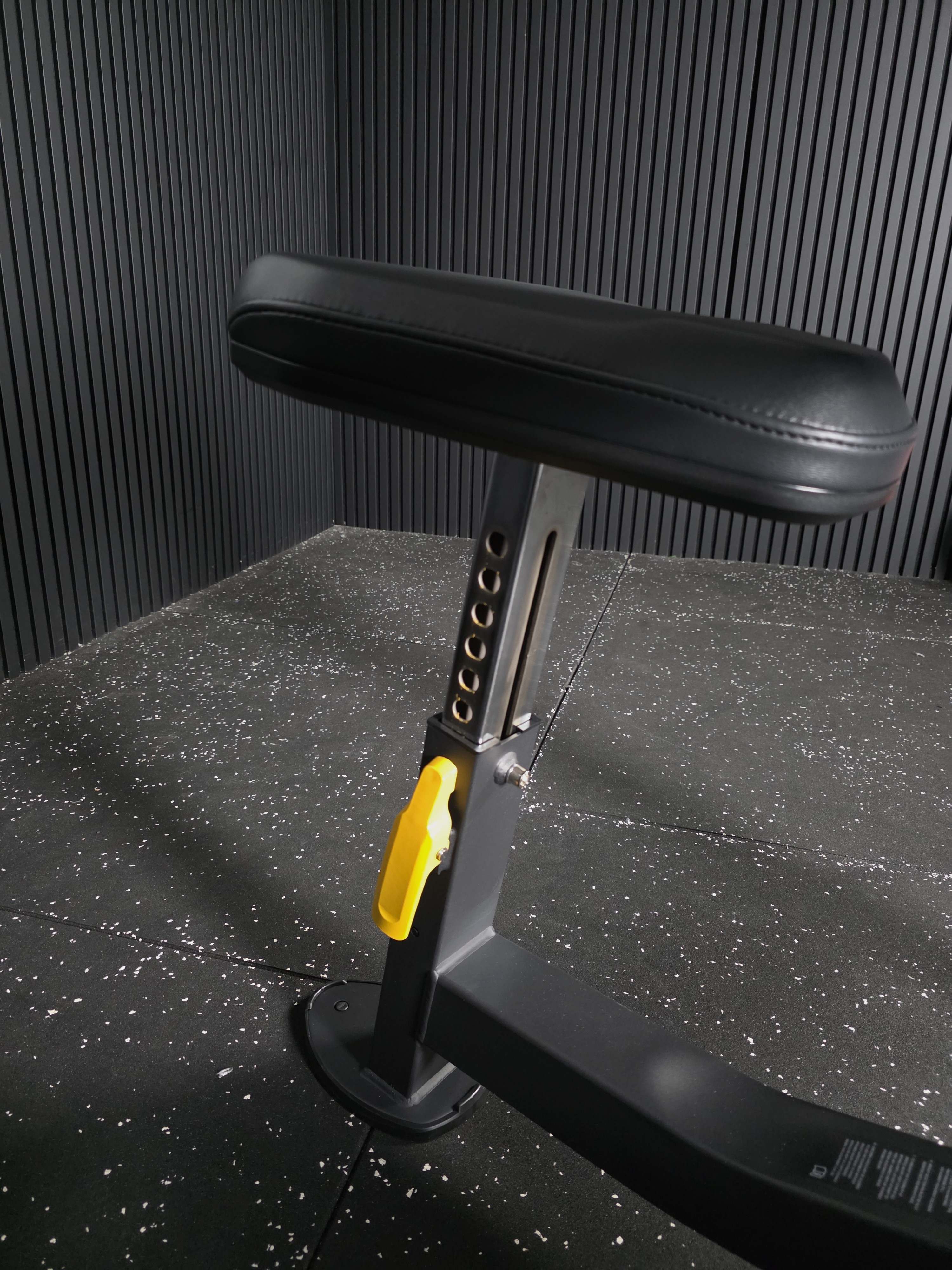 Curl Bench SQMIZE® ELITE CLUB SQ-M635