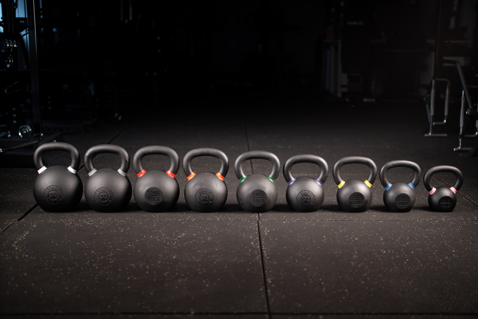 Black Kettlebell Profi Set SQMIZE® BFK140, 140 kg farbcodiert